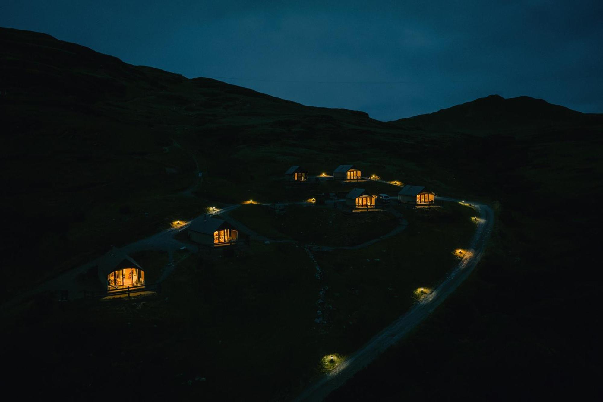 מלון באלנאו פסטיניוג Llechwedd Glamping מראה חיצוני תמונה